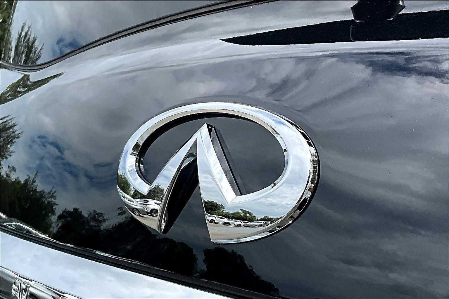 2024 Infiniti QX80 Luxe photo 27