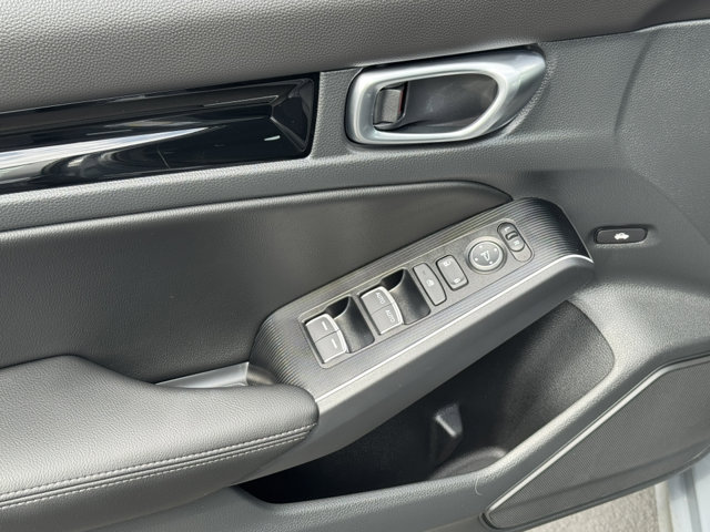 2026 Honda Civic Hybrid Sport Touring photo 7