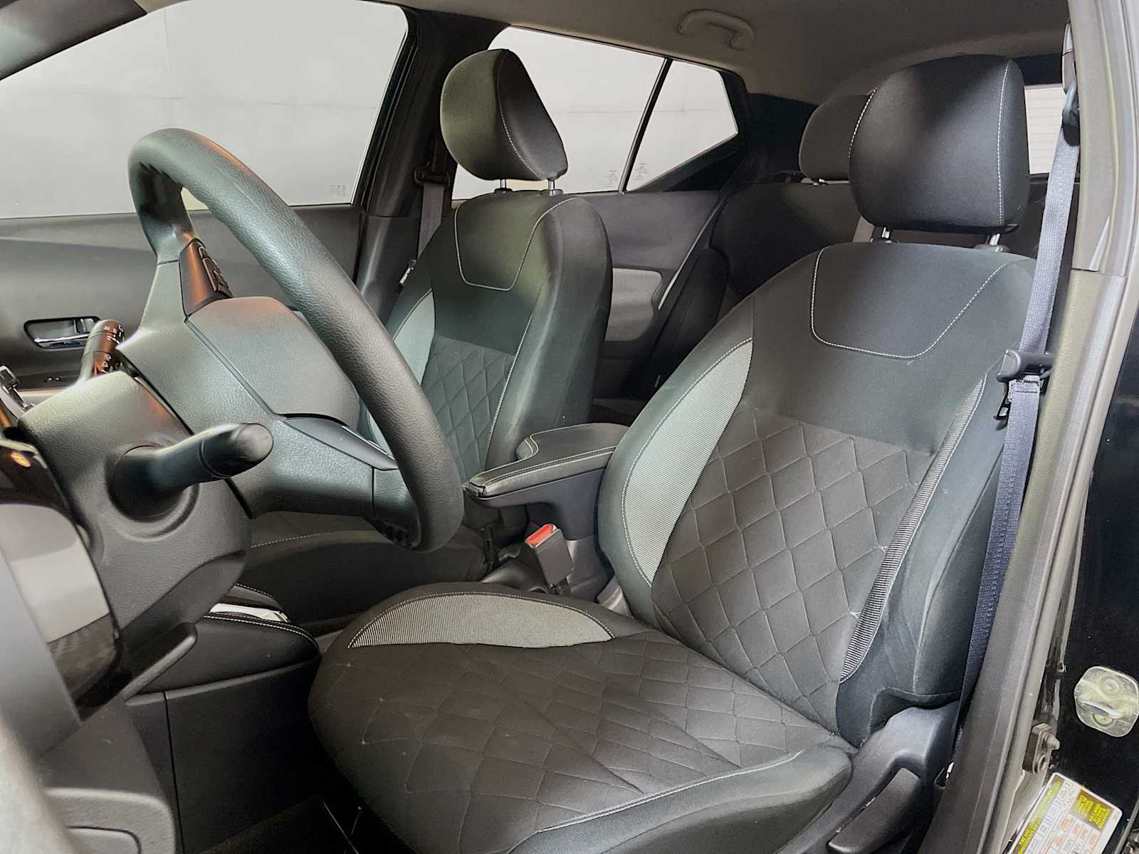 2020 Nissan Kicks SV photo 14
