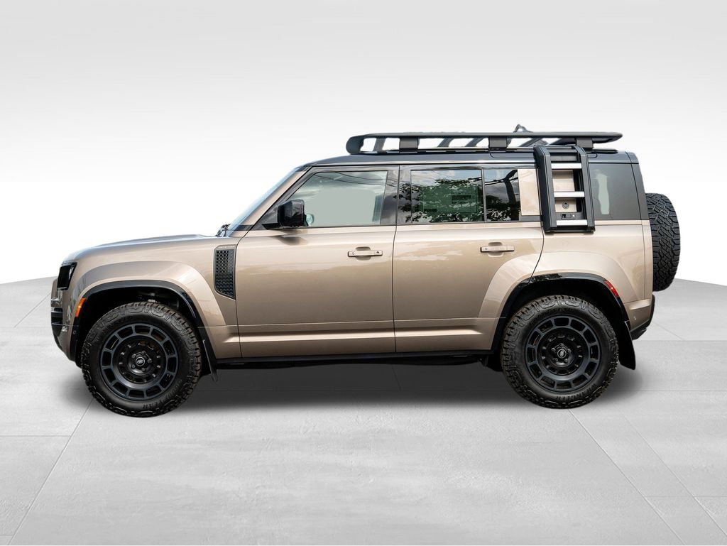 2025 Land Rover Defender 110 V8 photo 7