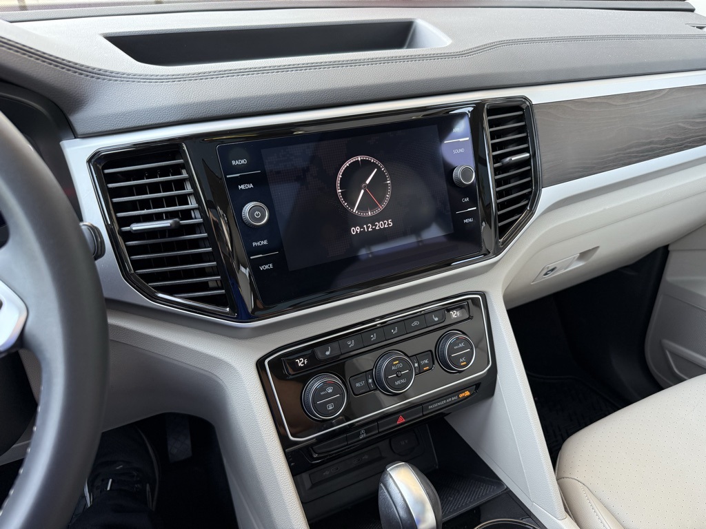 2022 Volkswagen Atlas V6 SE Technology photo 10