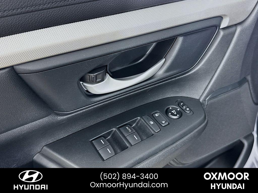 2018 Honda CR-V LX photo 25