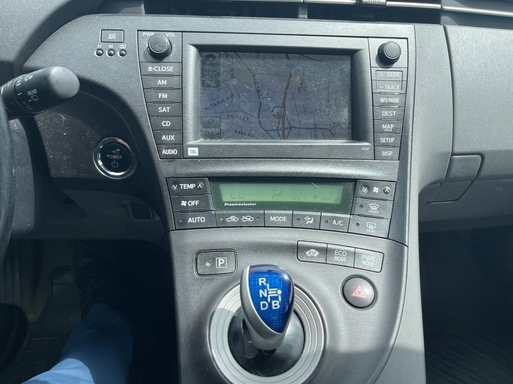 2011 Toyota Prius V photo 12