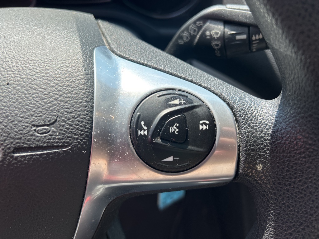 2015 Ford Escape SE photo 9