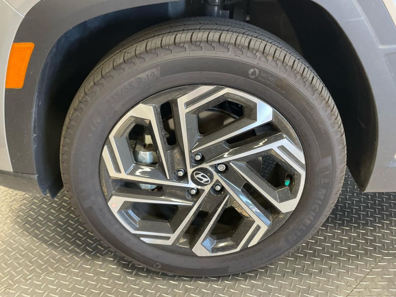 2025 Hyundai Tucson Limited photo 15
