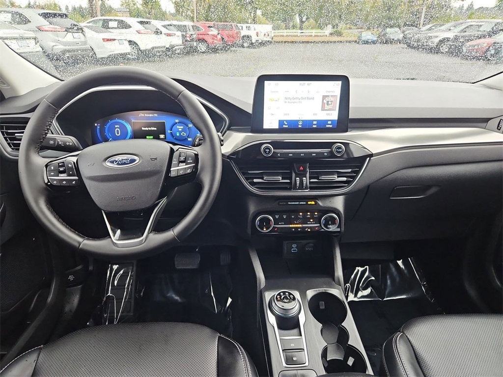 2022 Ford Escape Hybrid Titanium photo 20
