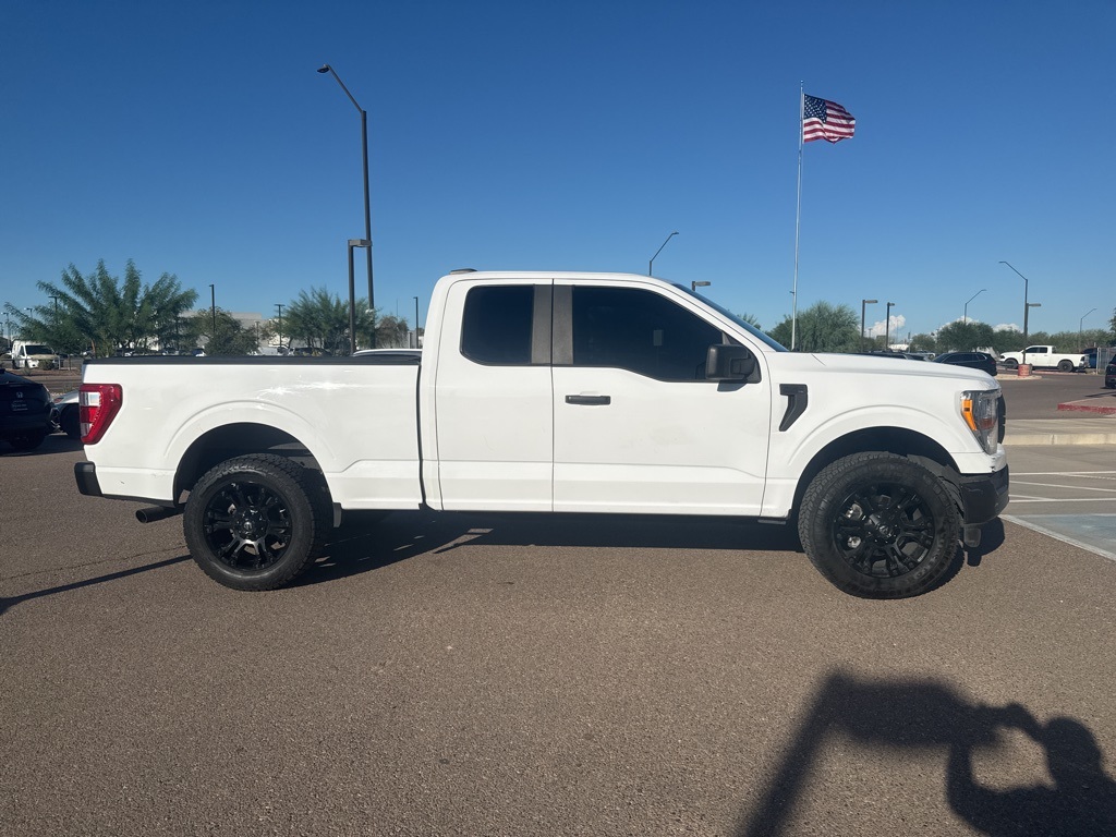 2021 Ford F-150 XL photo 2