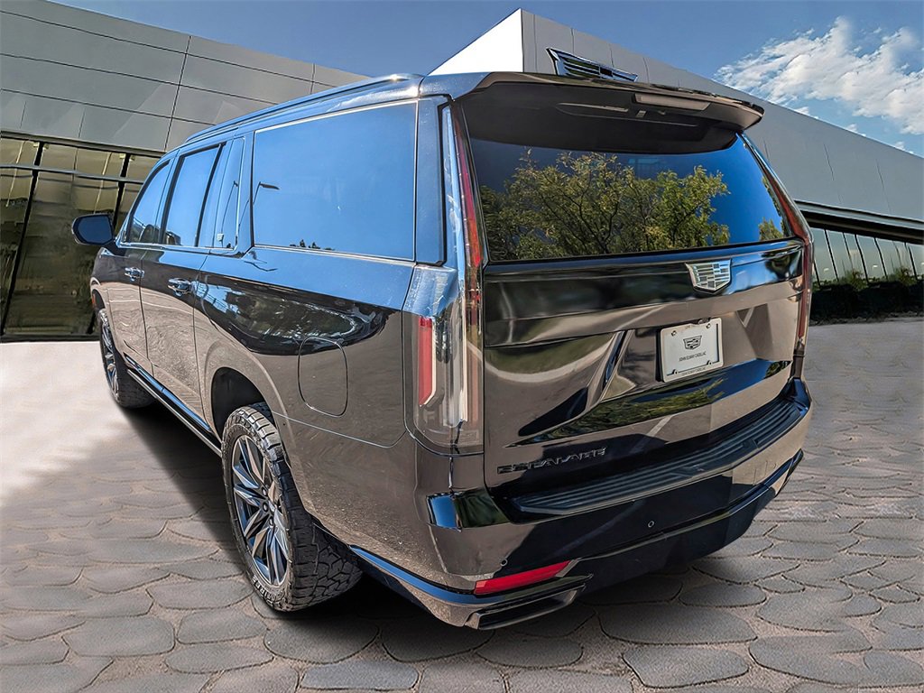 2021 Cadillac Escalade ESV Sport photo 3