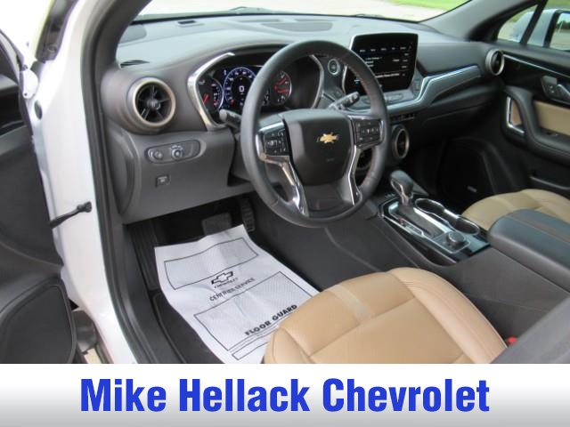 2023 Chevrolet Blazer Premier photo 18