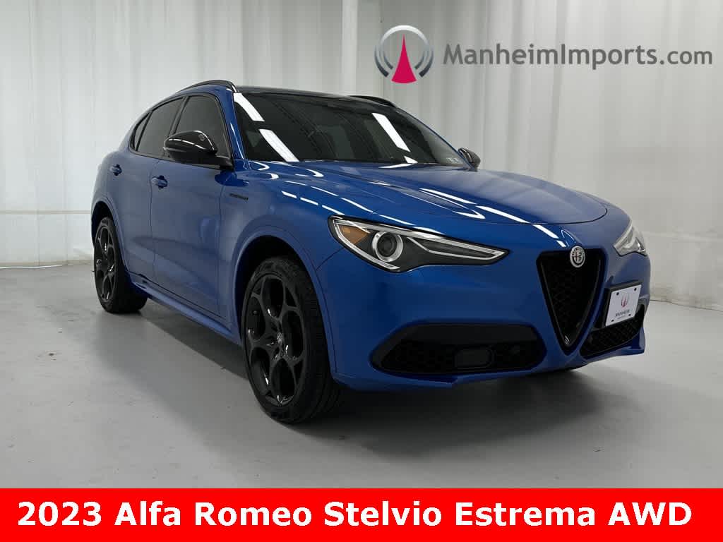 2023 Alfa Romeo Stelvio Estrema's photo