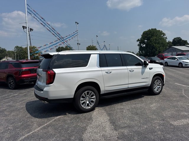 2024 Gmc Yukon XL Denali photo 12