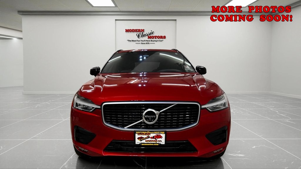 2020 Volvo XC60 T6 R-Design photo 2