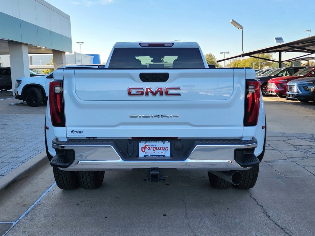 2026 Gmc Sierra 3500 HD Pro photo 3