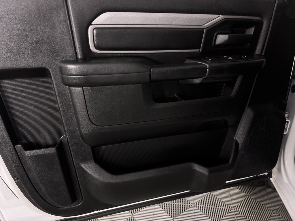 2022 Ram 2500 Tradesman photo 21