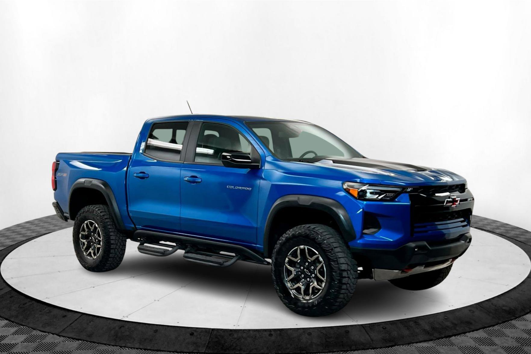 Certified Used 2024 Glacier Blue Metallic Chevrolet ZR2 image 7