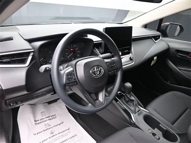 2025 Toyota Corolla LE photo 2