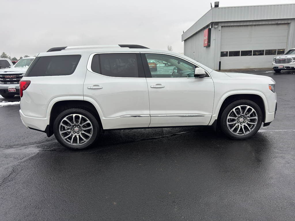 2021 Gmc Acadia Denali photo 3