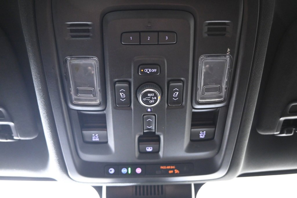 2023 Chevrolet Suburban LT photo 34