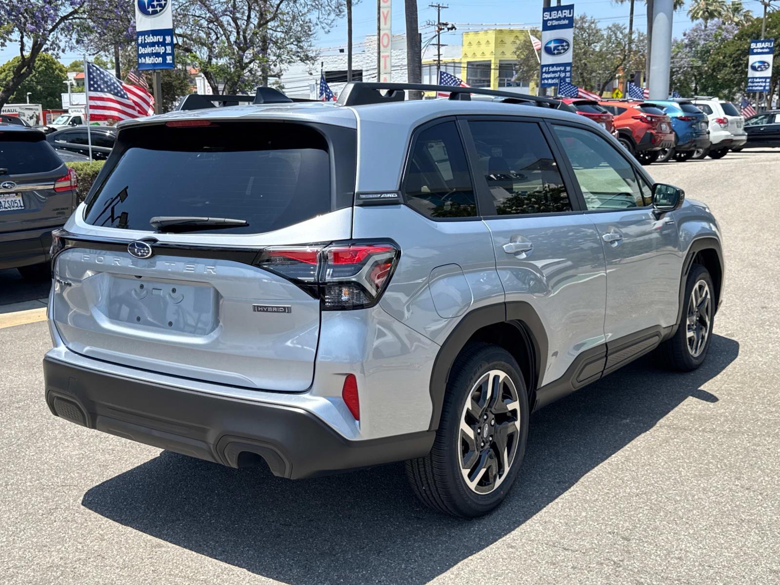 2025 Subaru Forester Limited photo 4