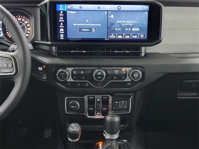 2025 Jeep Wrangler Sport S photo 20