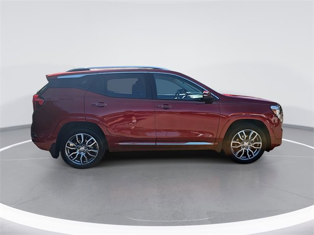2023 Gmc Terrain Denali photo 2
