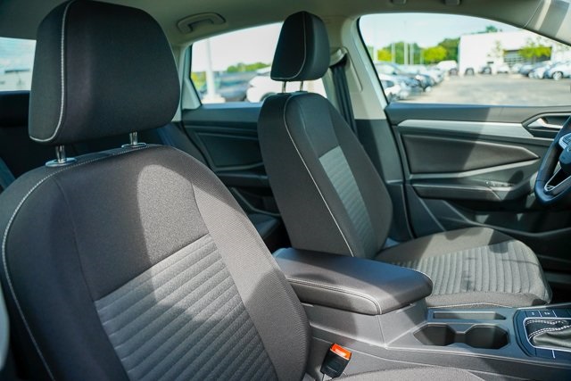 2025 Volkswagen Jetta 1.5T S photo 29