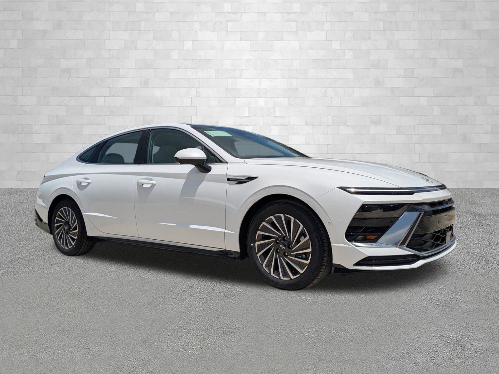 2025 Hyundai Sonata Hybrid Limited's photo