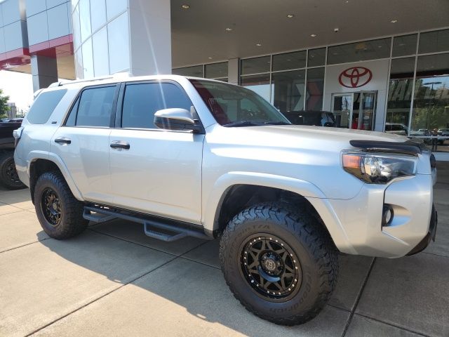 2017 Toyota 4Runner Limited SR5 Premium TRD Pro photo 3