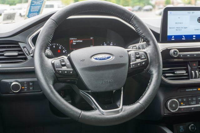 2021 Ford Escape SE photo 8
