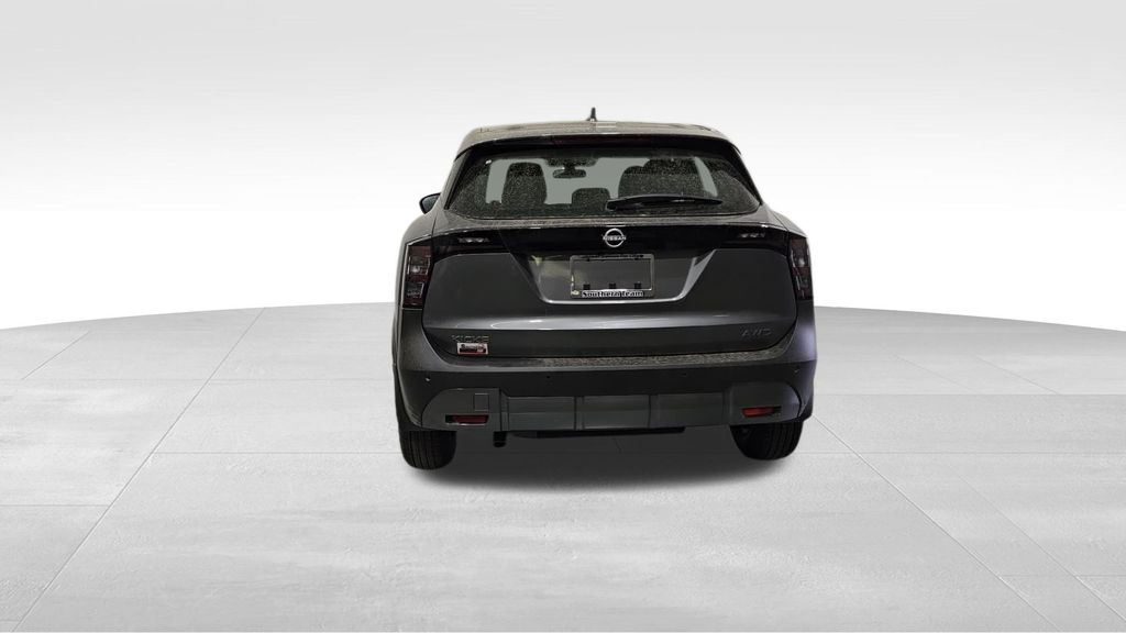 2025 Nissan Kicks S photo 4