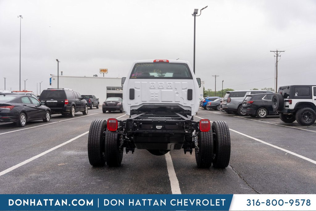 2024 Chevrolet Silverado 4500HD Work Truck photo 29