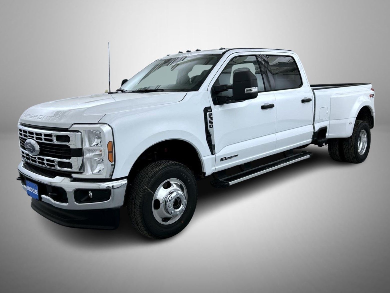 2026 Ford F-350 Super Duty XLT's photo