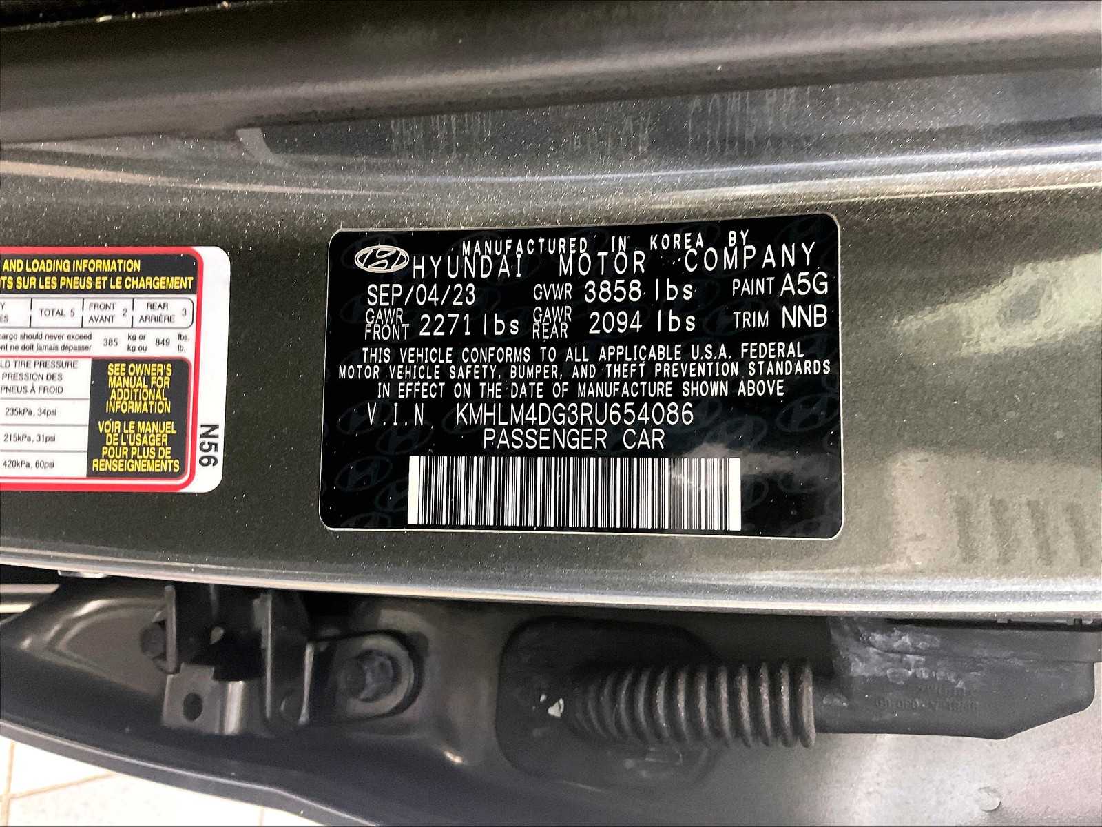 2024 Hyundai Elantra SEL photo 35
