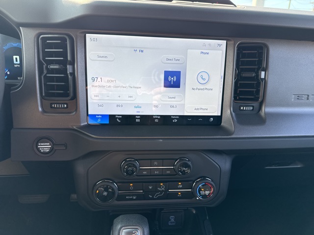 2025 Ford Bronco Base photo 33