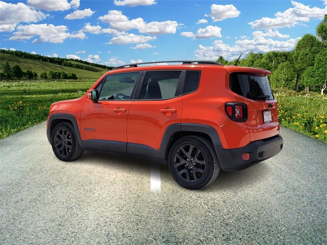 2017 Jeep Renegade Latitude North Edition photo 2