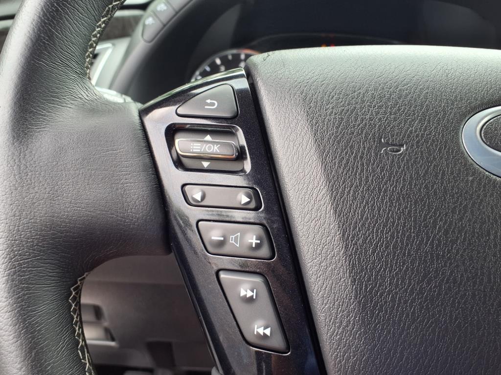 2024 Infiniti QX80 Luxe photo 15