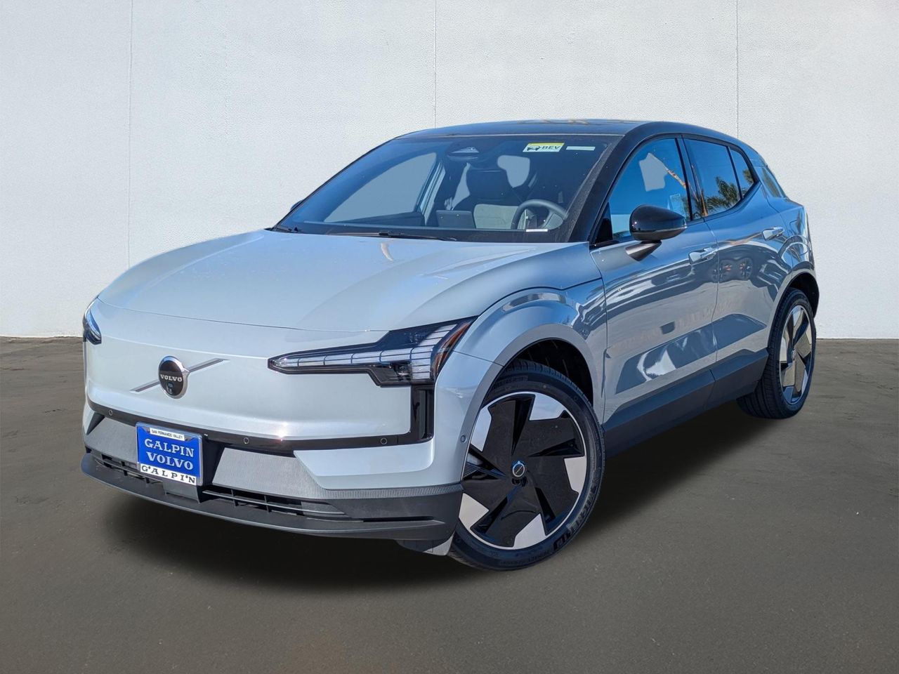 2026 Volvo EX30 Ultra's photo