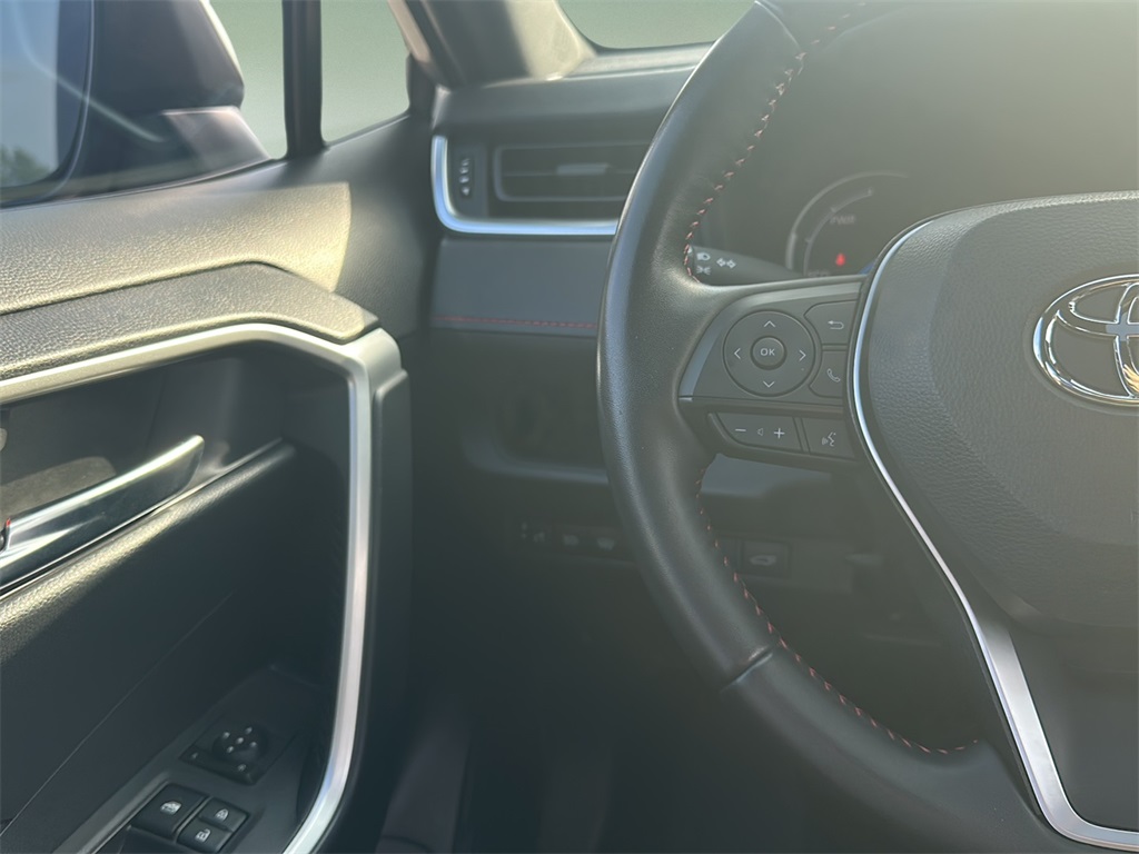 2023 Toyota RAV4 Prime SE photo 10
