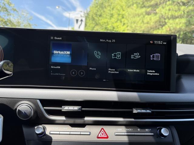 2025 Hyundai Sonata SEL photo 18