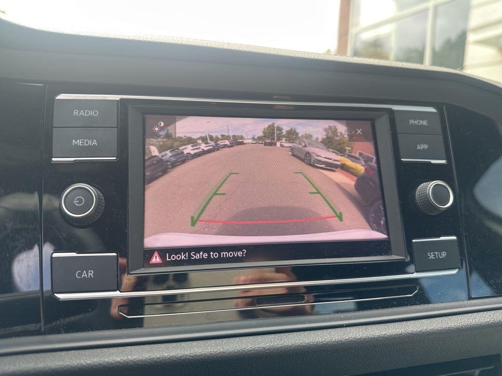 2019 Volkswagen Jetta R-Line photo 14