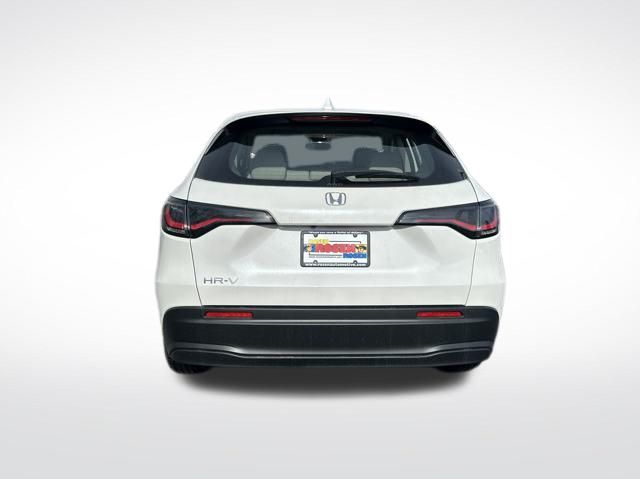 2025 Honda HR-V LX photo 5