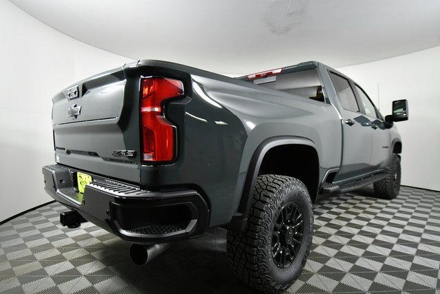 2026 Chevrolet Silverado 2500HD ZR2 photo 10