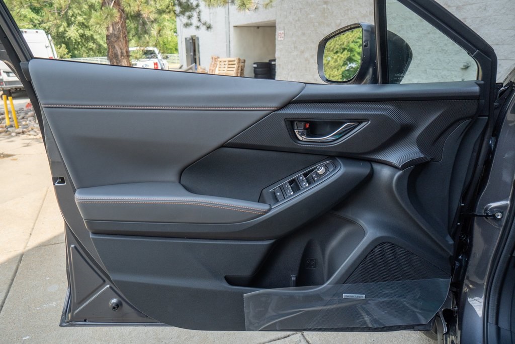 2025 Subaru Crosstrek Limited photo 7