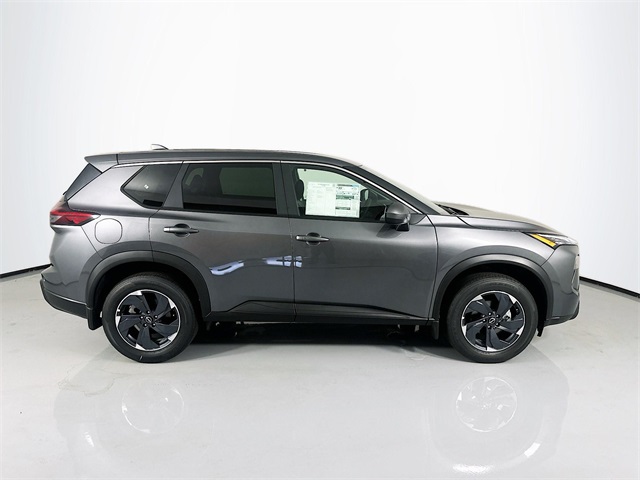 2026 Nissan Rogue SV photo 5