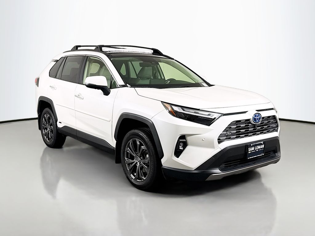 2022 Toyota RAV4 Limited's photo