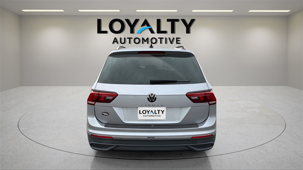 2023 Volkswagen Tiguan S photo 3