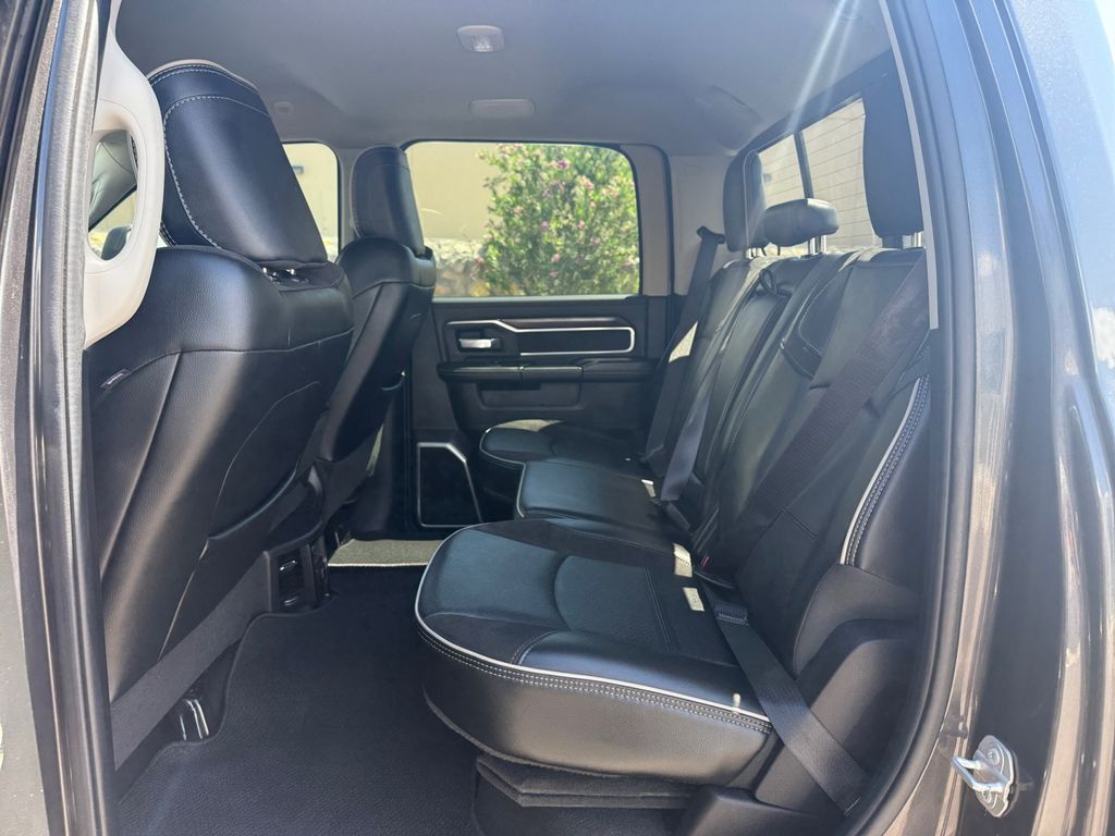 2024 Ram 2500 Laramie photo 19