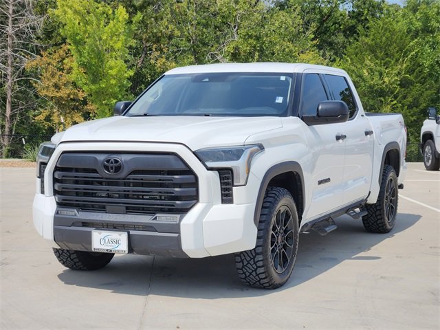 2023 Toyota Tundra SR5 photo 3