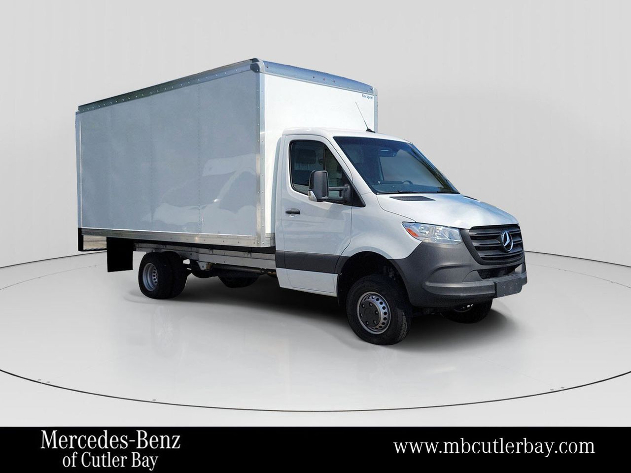2023 Mercedes-Benz Sprinter Cab Chassis Base's photo