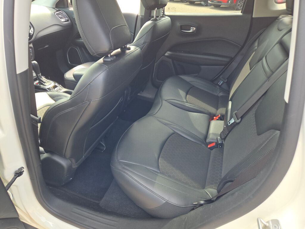 2020 Jeep Compass Altitude photo 13